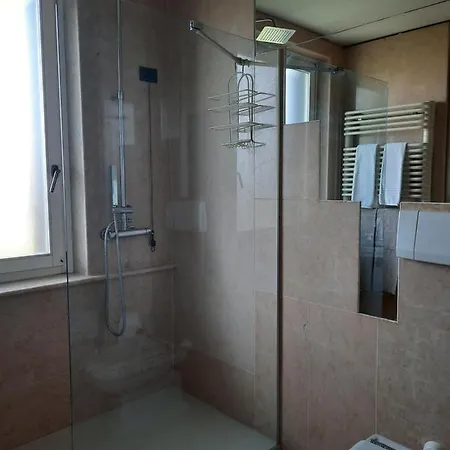 Tina Villa Verona